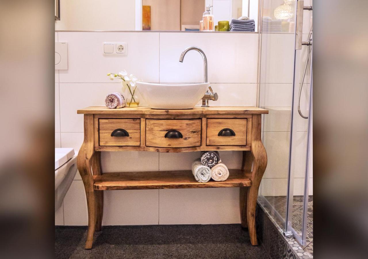 קלן Comfort And Style In City Center With Ensuite Bathroom On Schaafenstrasse מראה חיצוני תמונה